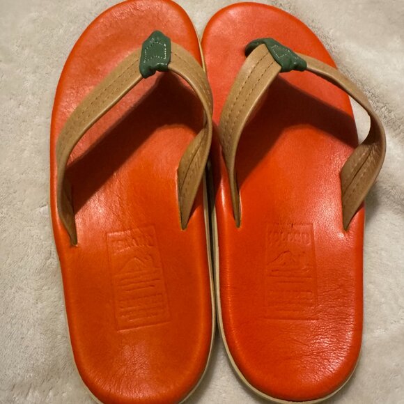 Island Slippers "The Classic" Full Grain Leather Flip Flops - Picture 5 of 13
